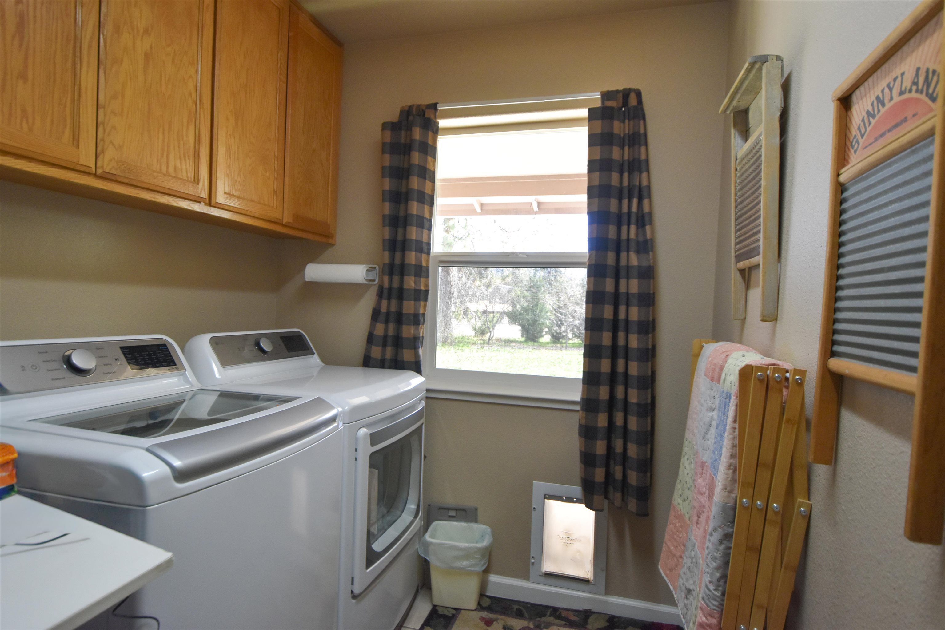 5328 Woodland Dr.