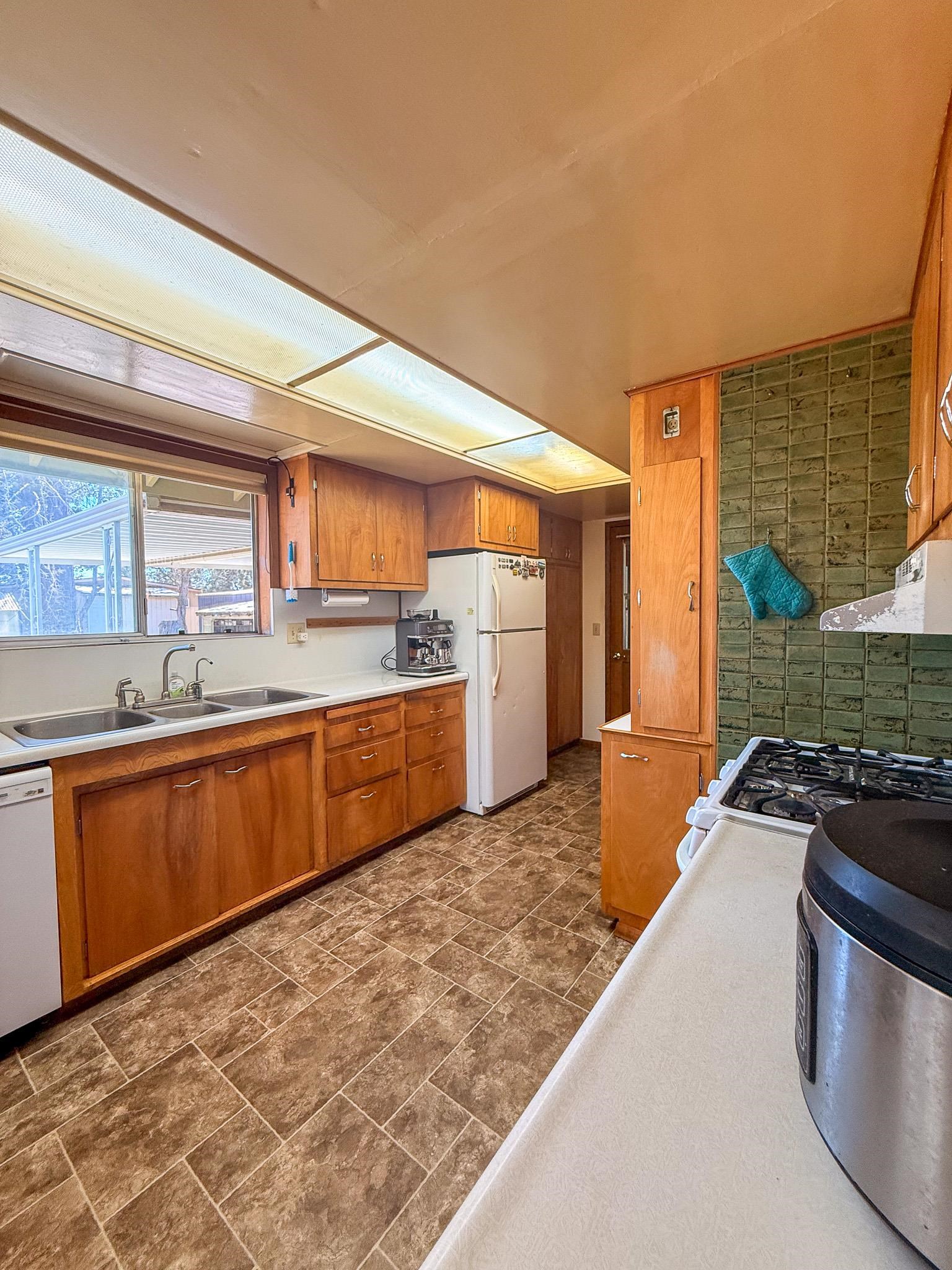 11138 Apache Rd