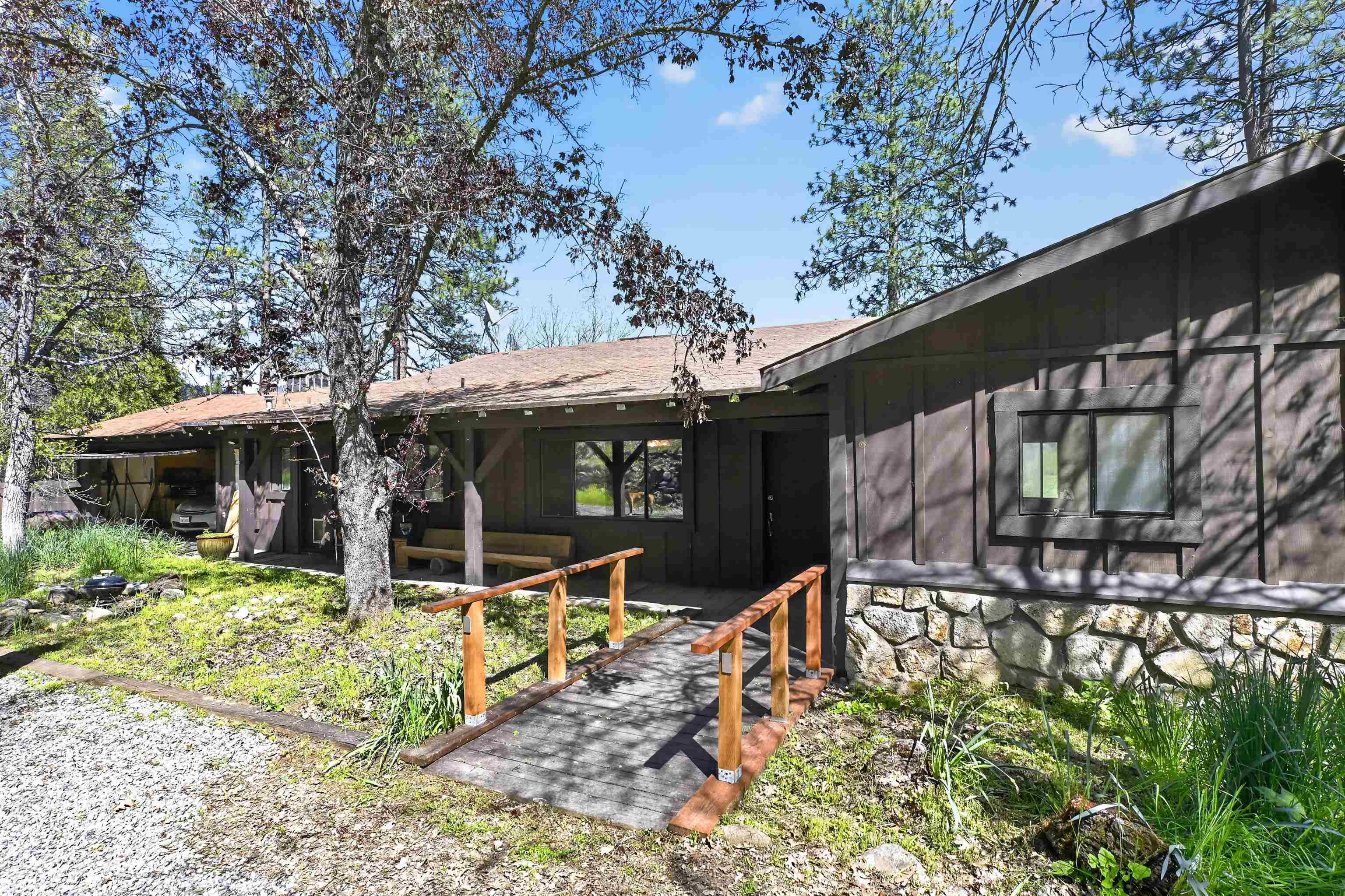 15640 Quartz Valley Dr.