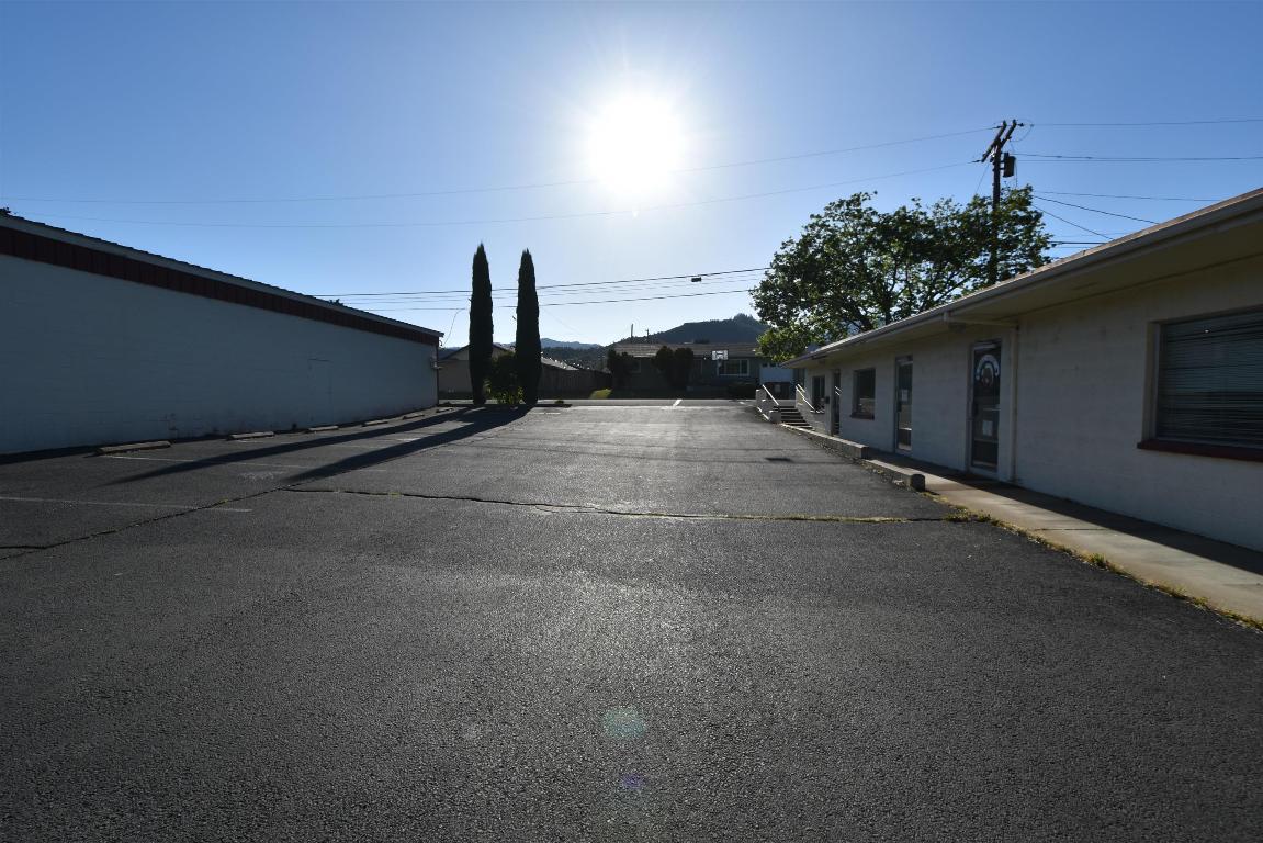 180 Rose Ln & 1011 Fourth St