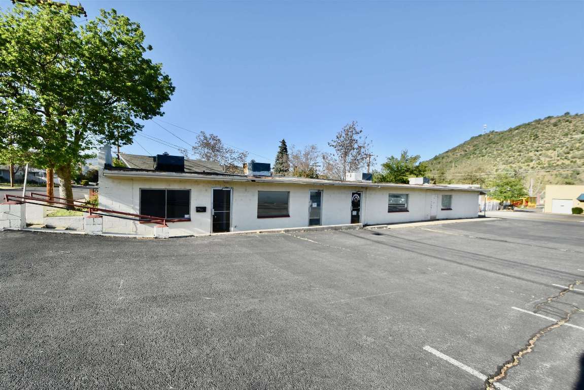 180 Rose Ln & 1011 Fourth St
