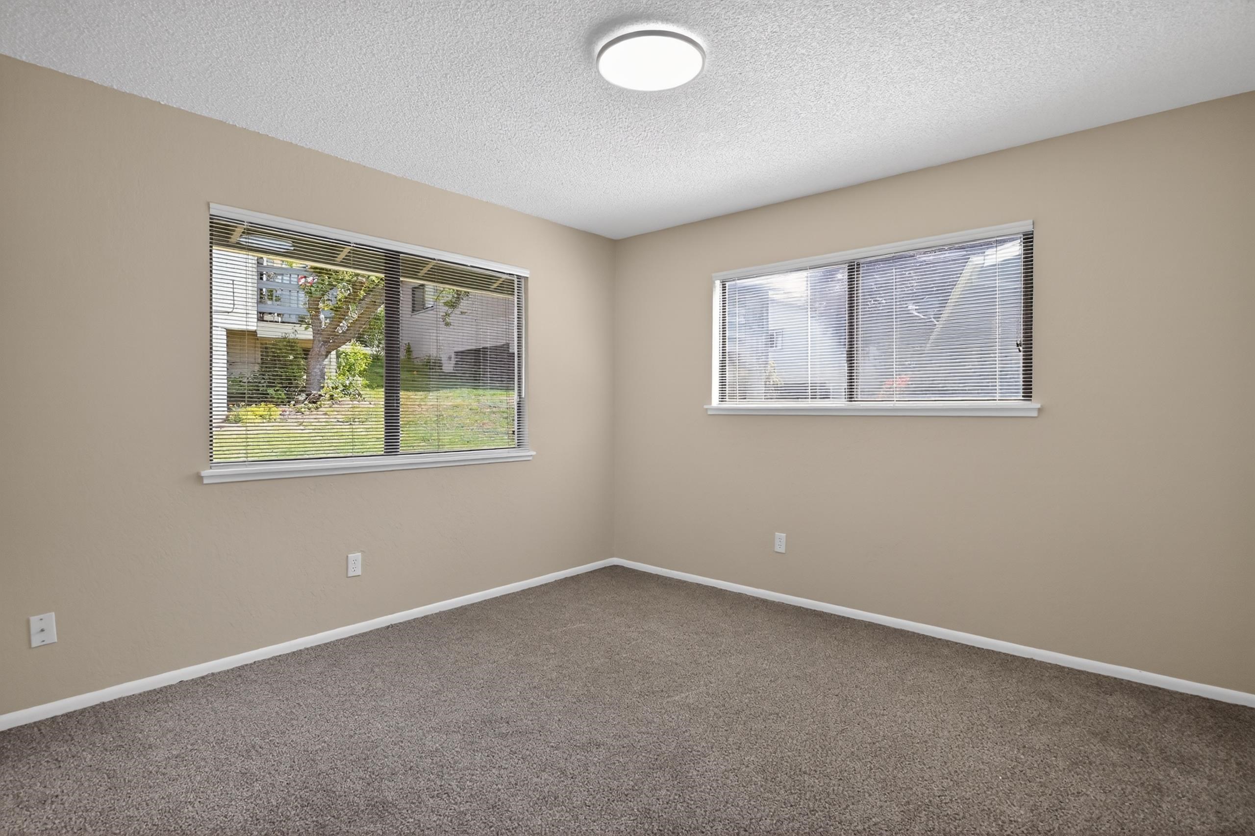 801 Sierra Vista Way Apt 44