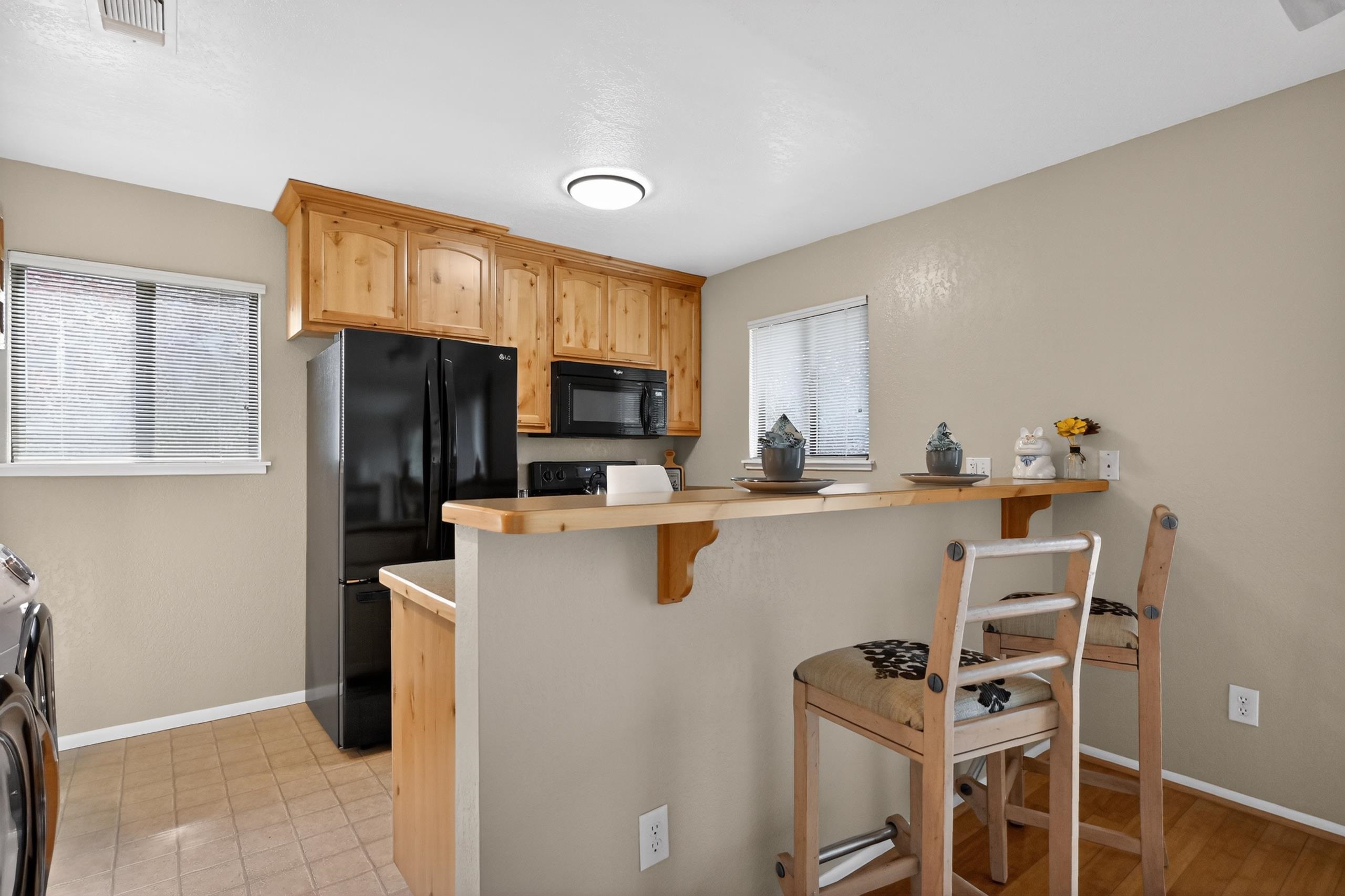 801 Sierra Vista Way Apt 44