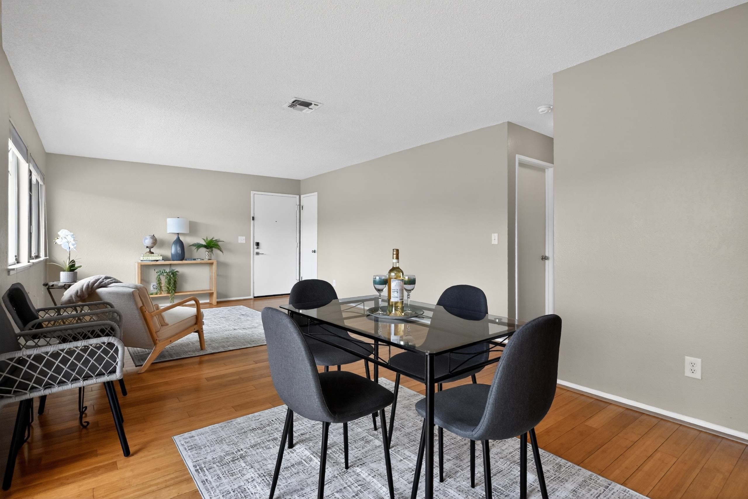801 Sierra Vista Way Apt 44