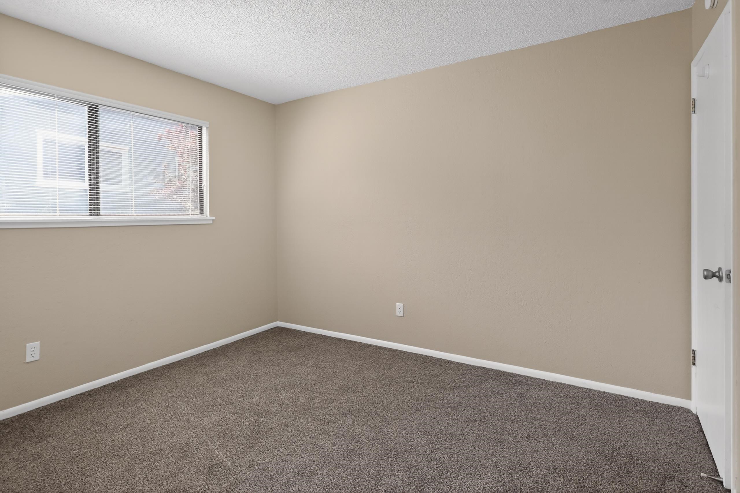 801 Sierra Vista Way Apt 44