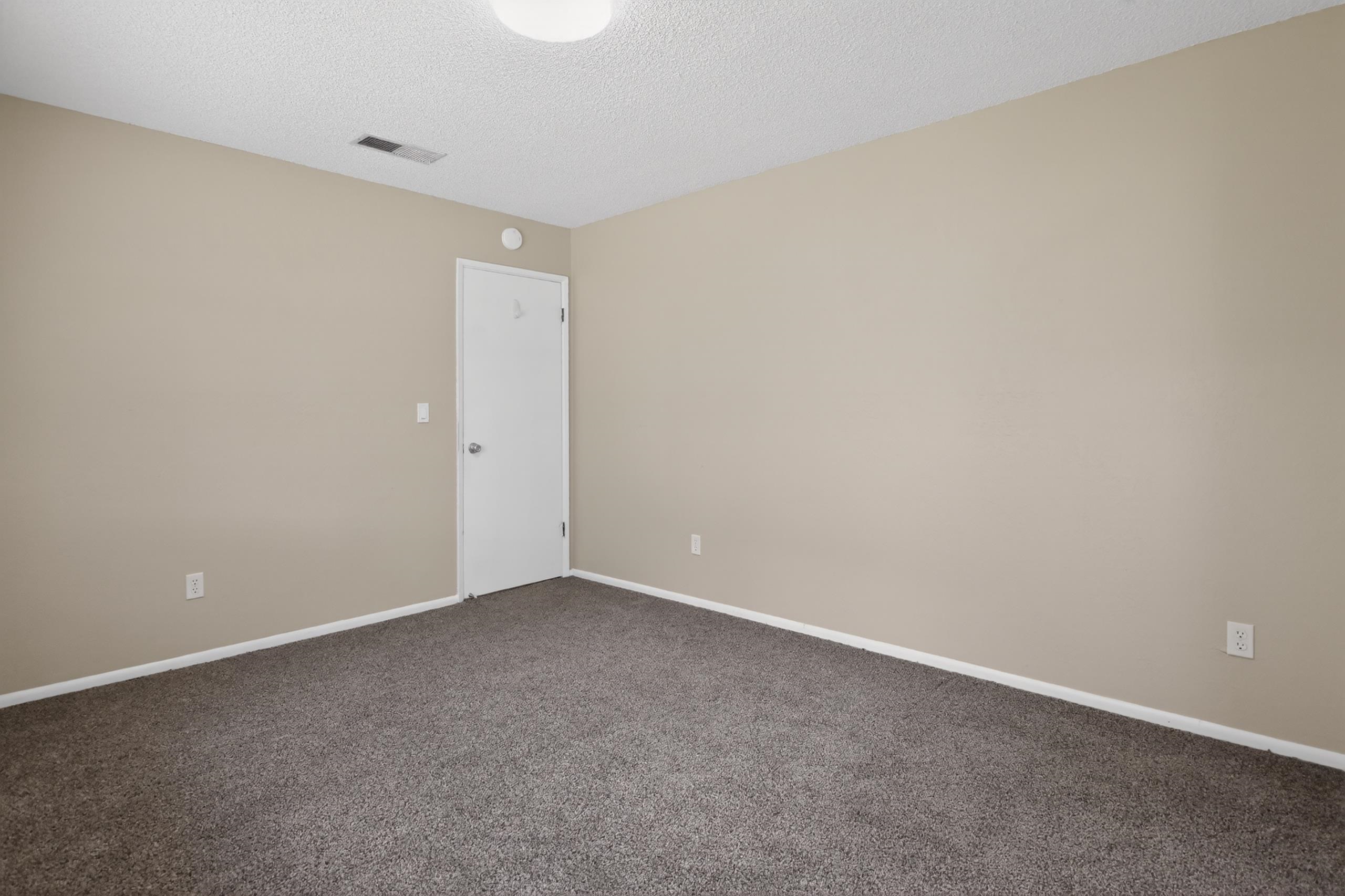 801 Sierra Vista Way Apt 44