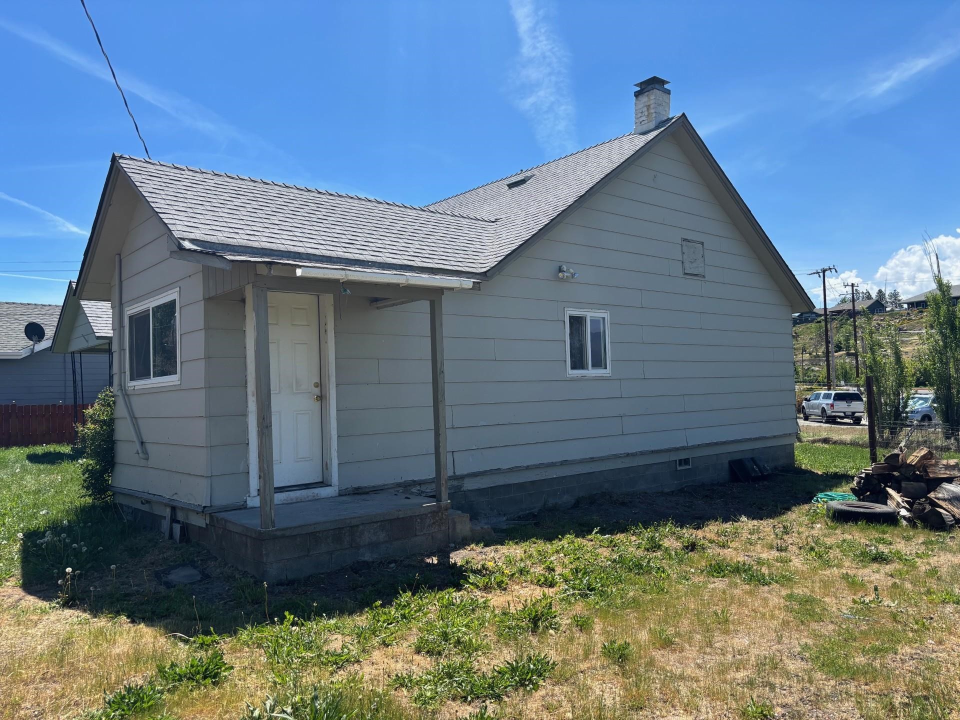 599 Spurr Street