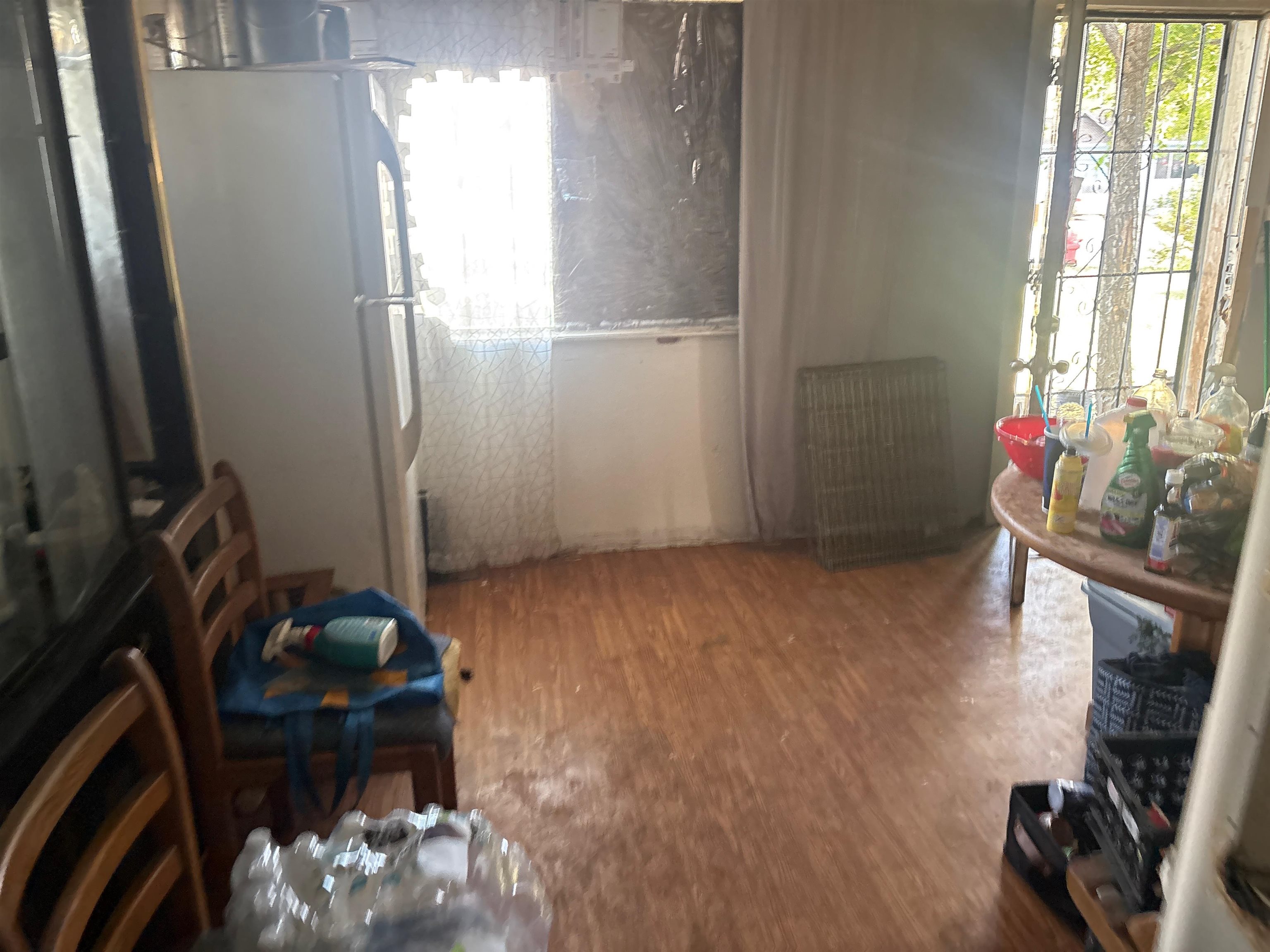 120 E Buel