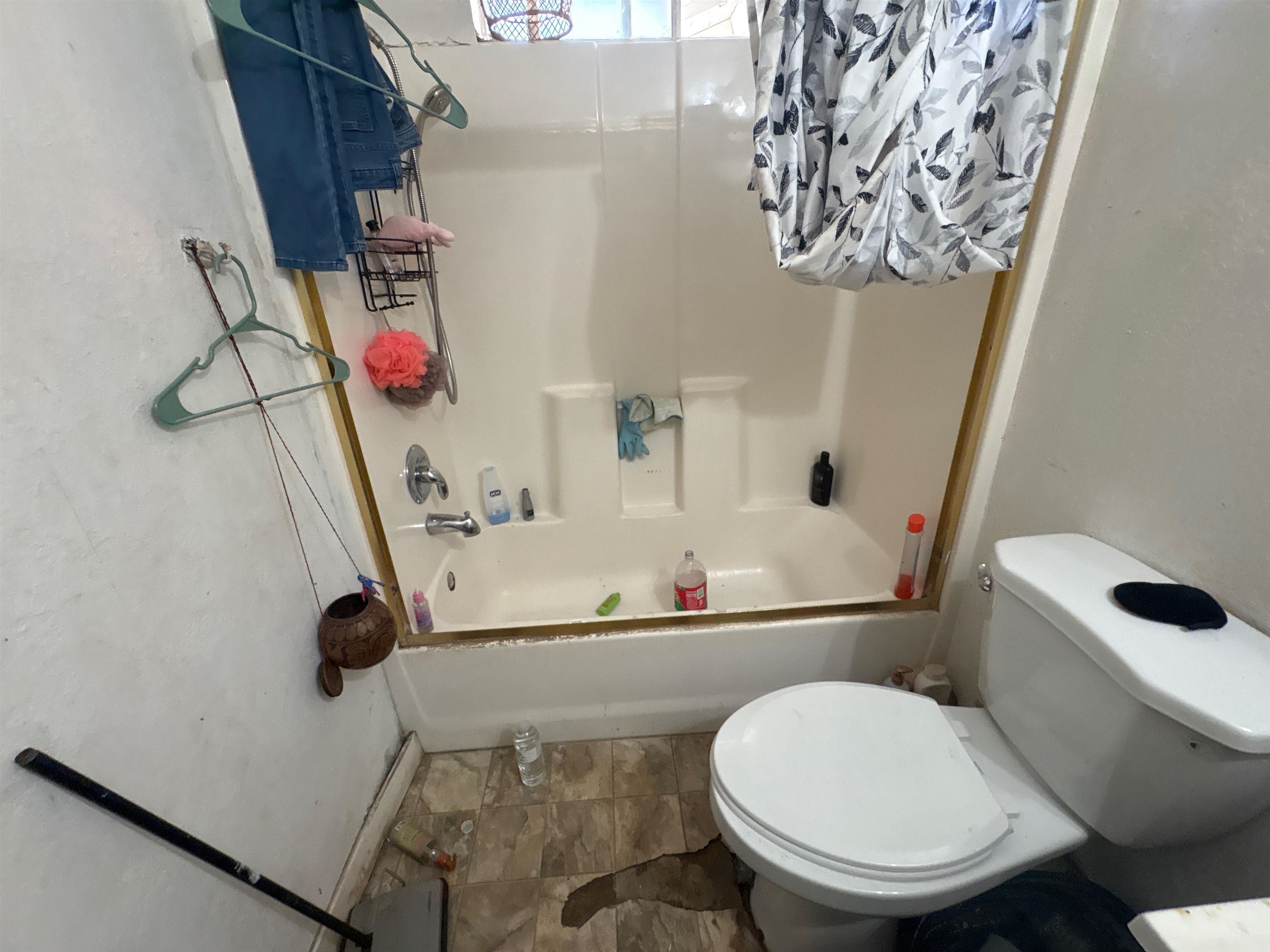 120 E Buel