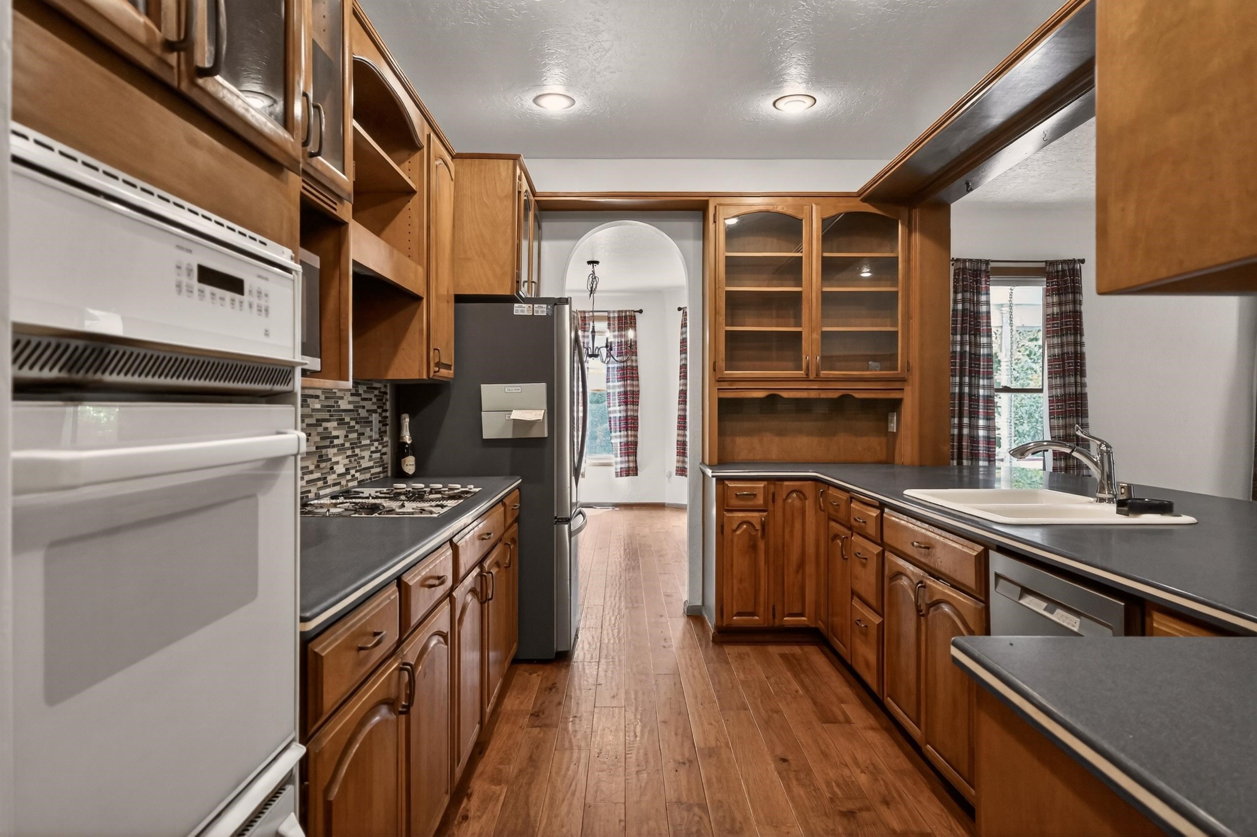 2708 GREY FOX DR. 