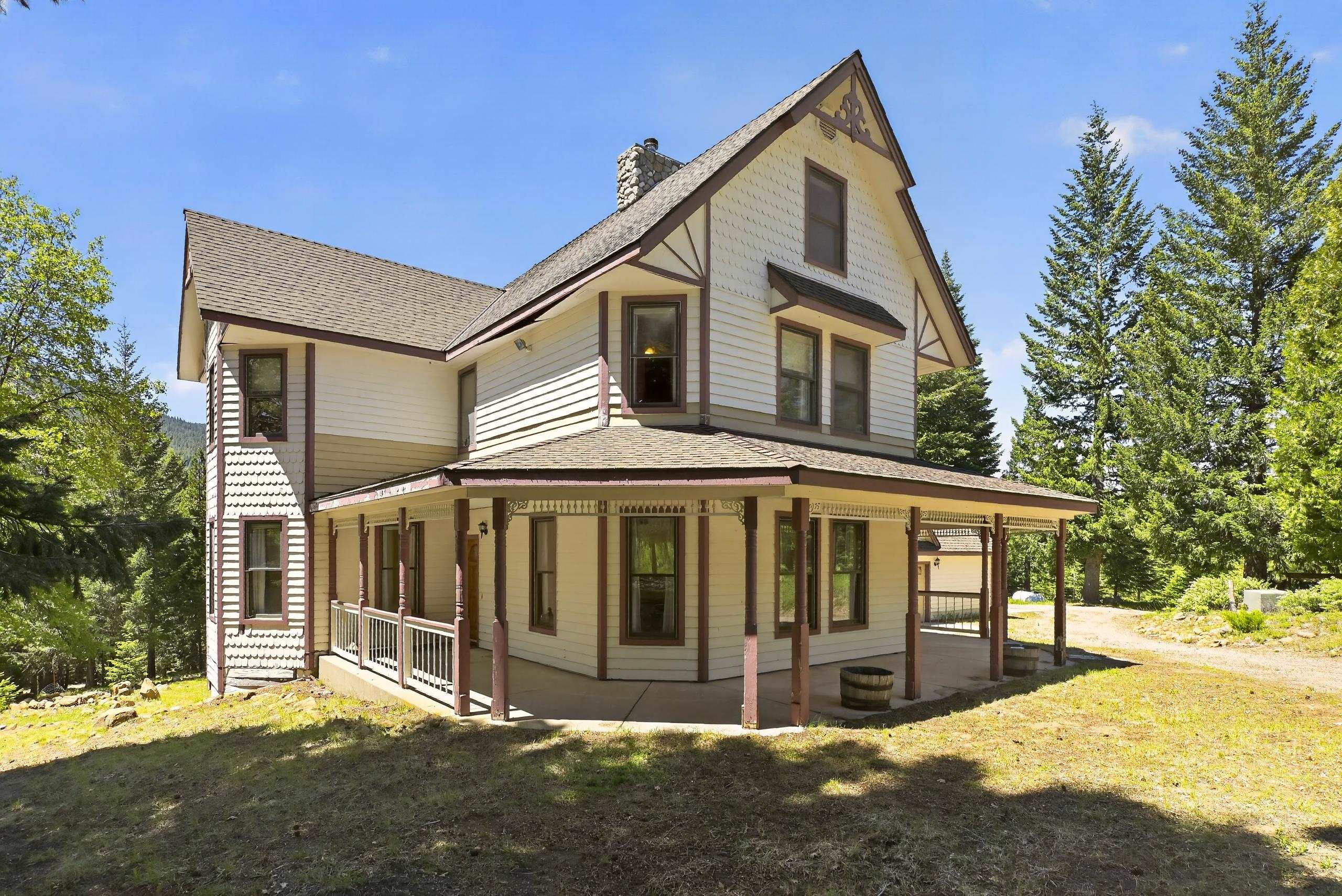 2708 GREY FOX DR. 