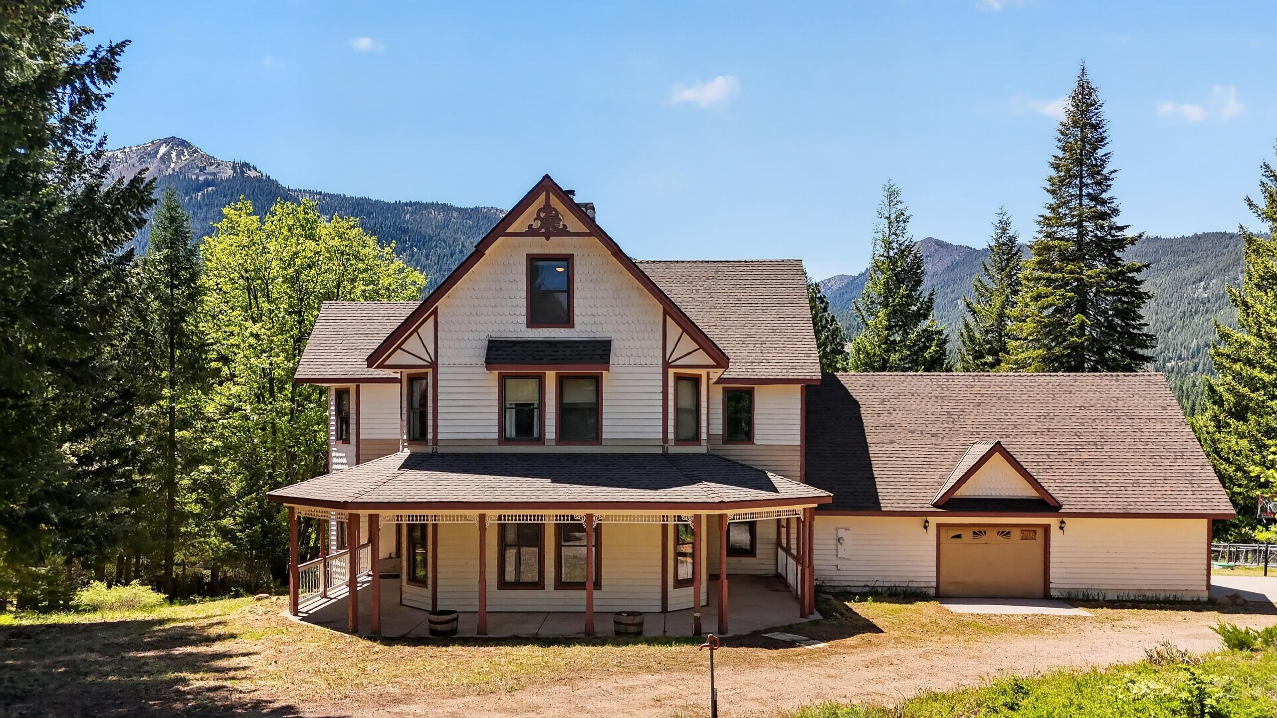 2708 GREY FOX DR. 