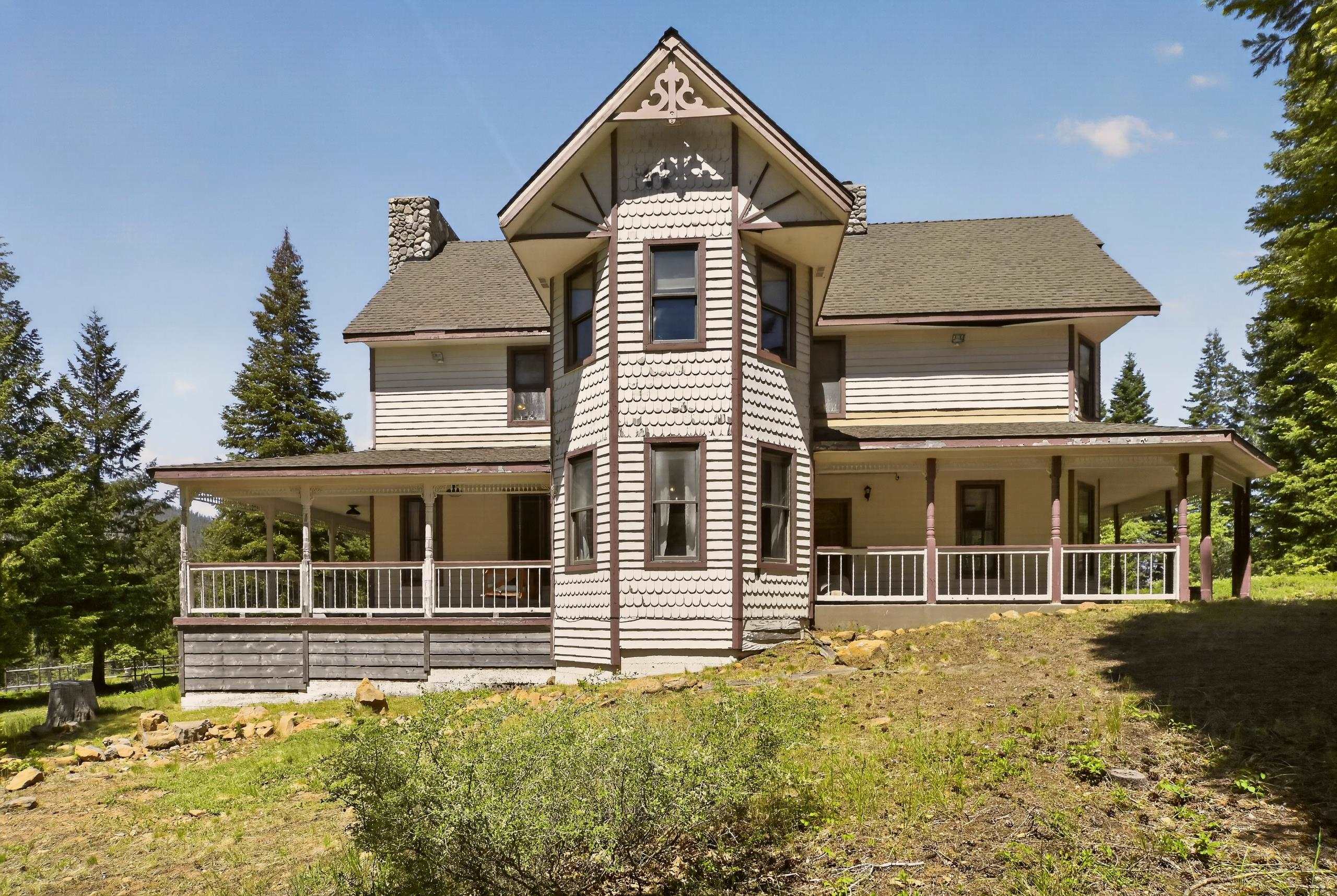 2708 GREY FOX DR. 