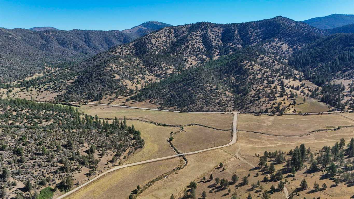 1 Duzel Creek Rd