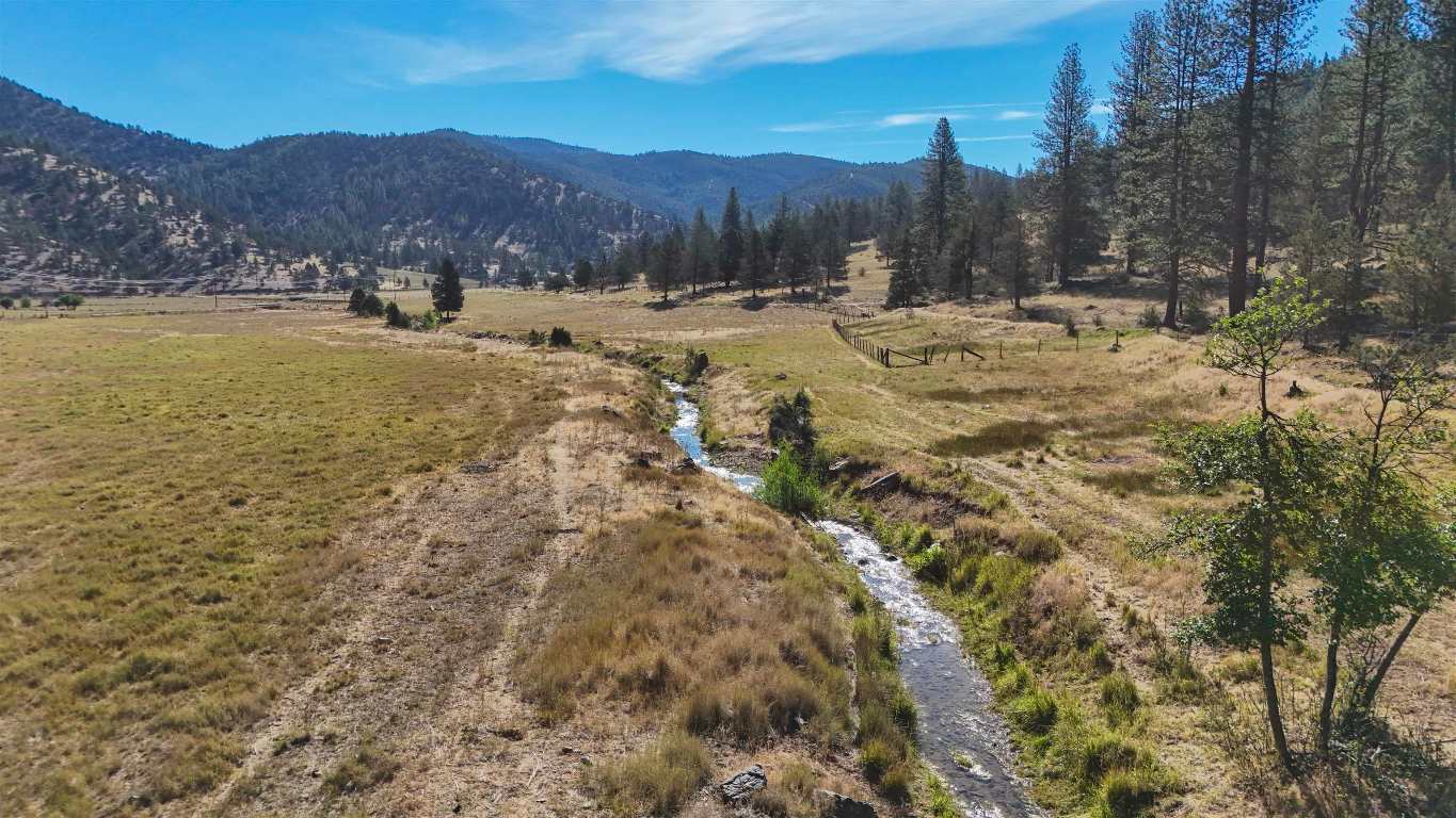 1 Duzel Creek Rd
