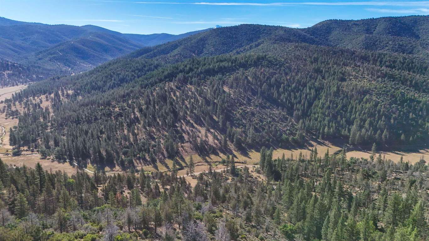1 Duzel Creek Rd