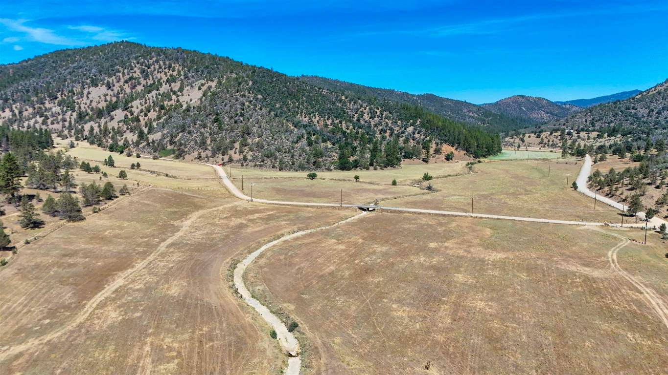 1 Duzel Creek Rd