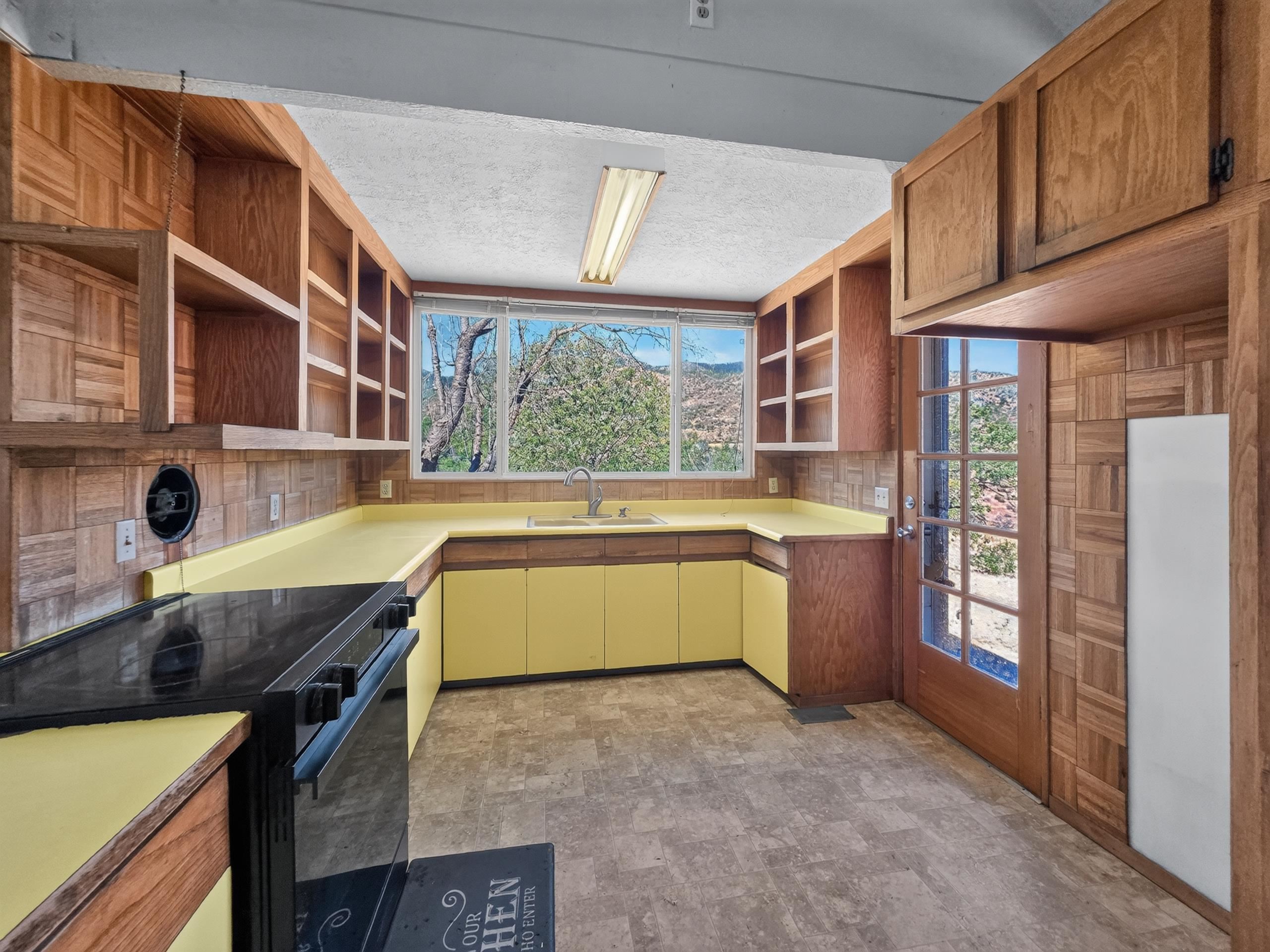 405 Old Cottonwood Creek Road
