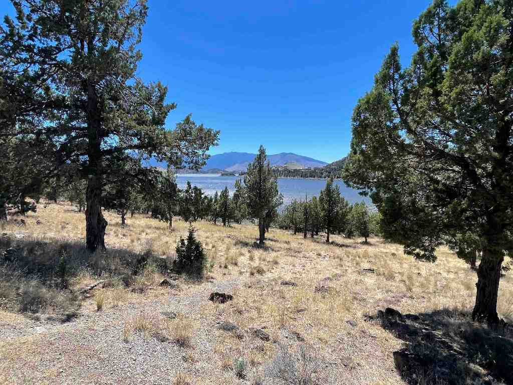 Lot 40 Lake Shore Drive