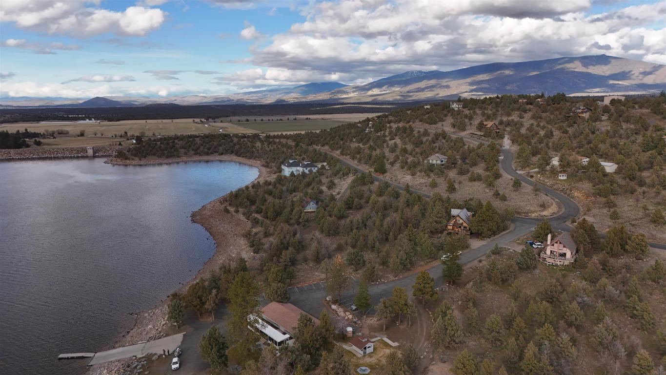 Lot 40 Lake Shore Drive