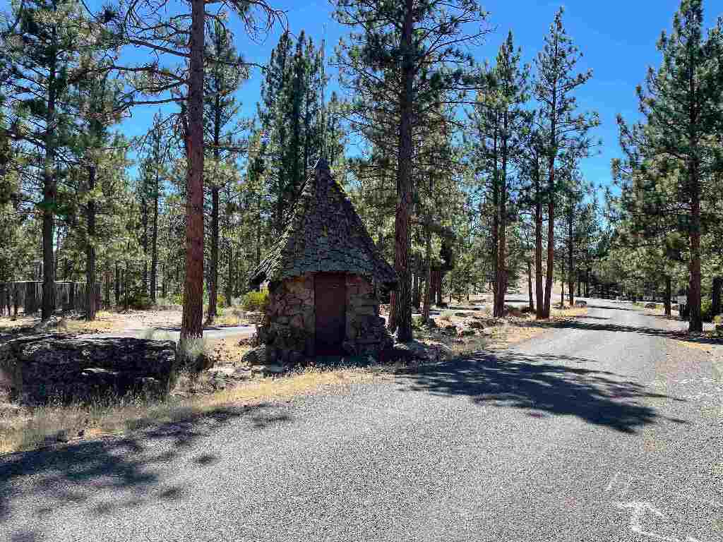 Lot 40 Lake Shore Drive