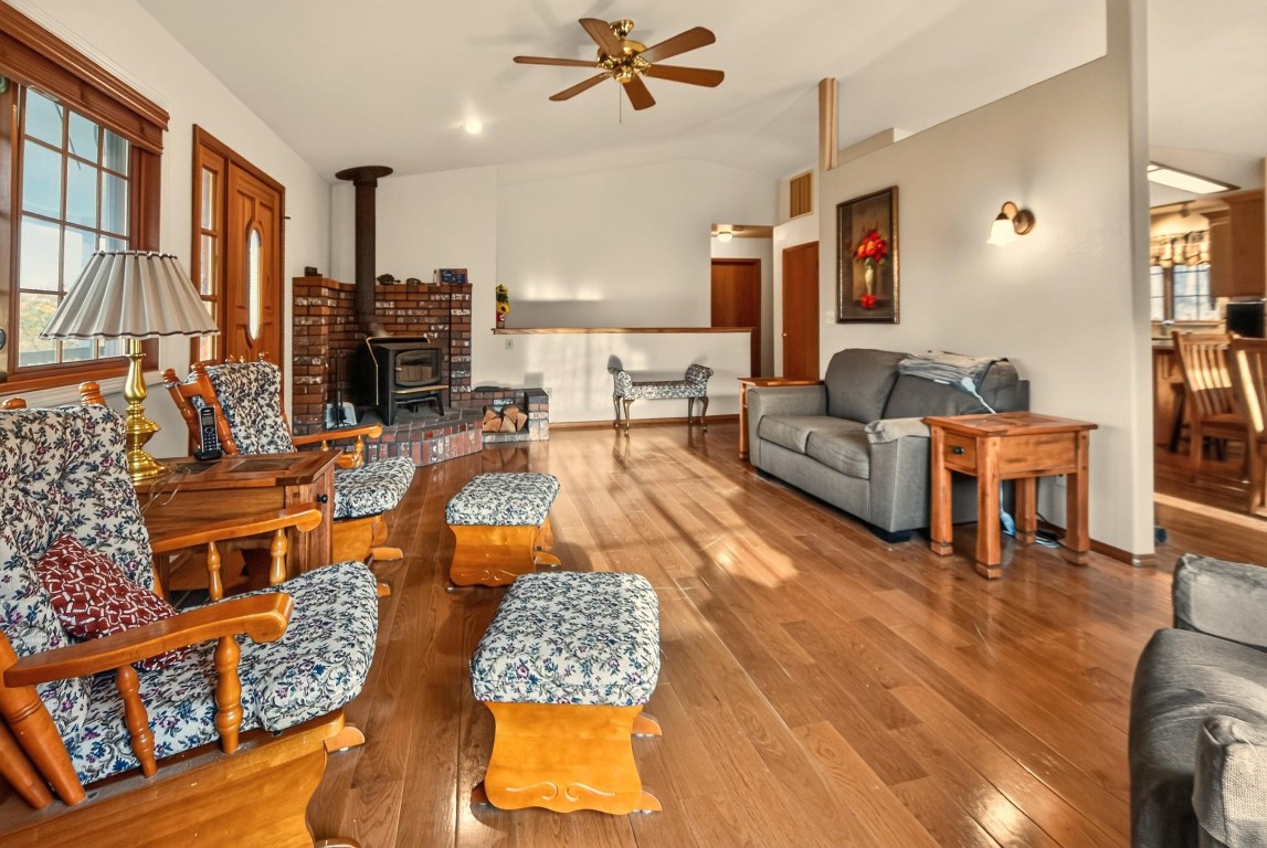 1522 Oak Valley Drive