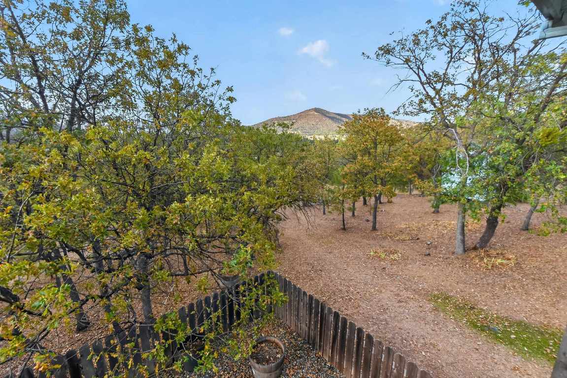 1522 Oak Valley Drive