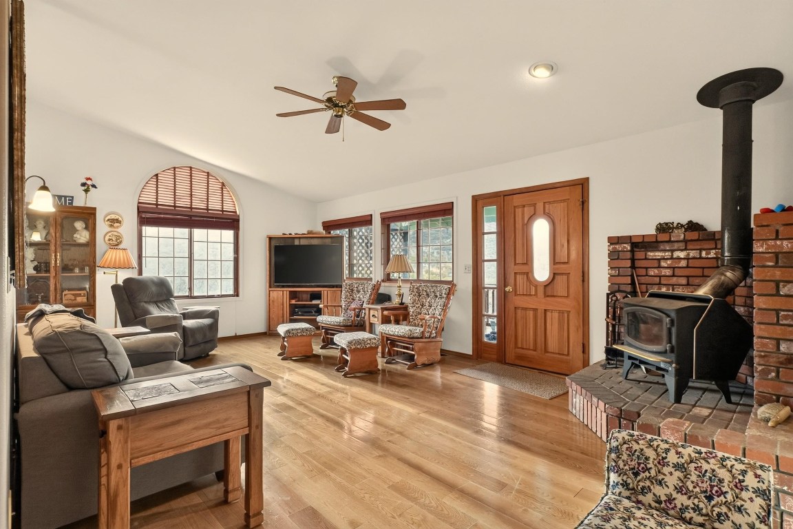 1522 Oak Valley Drive