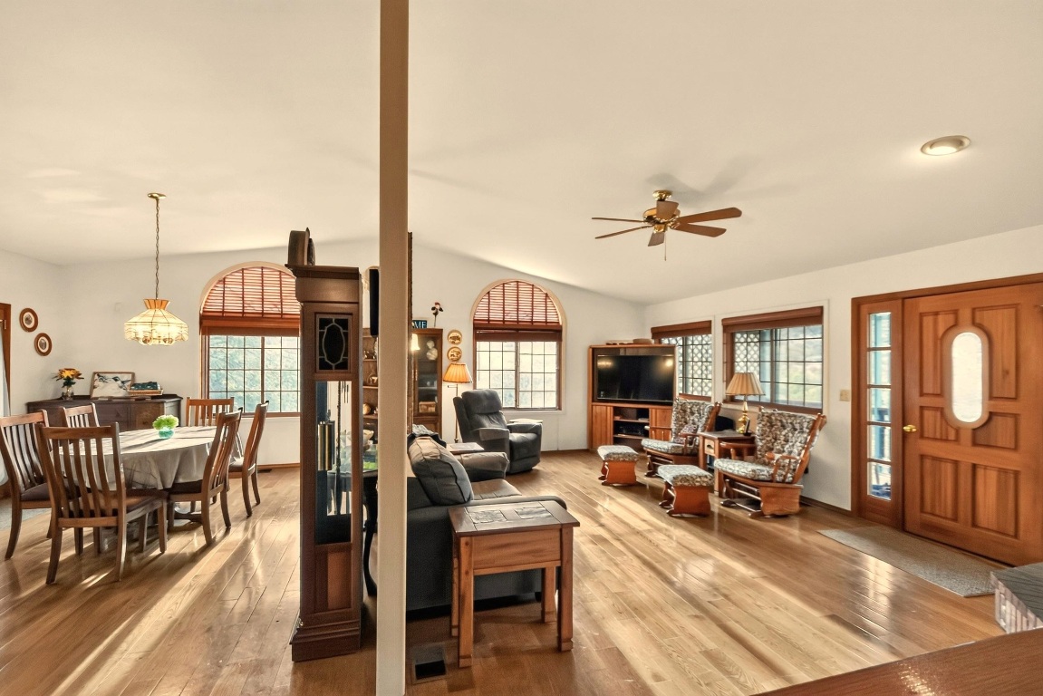 1522 Oak Valley Drive