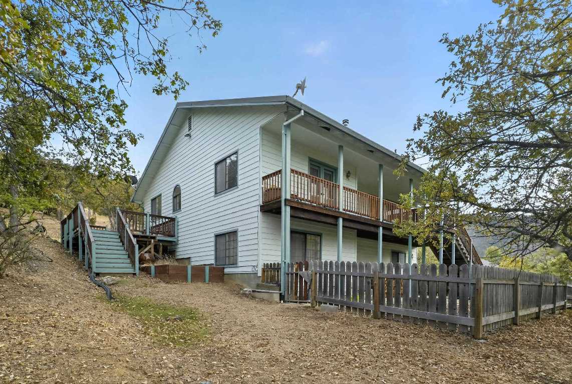 1522 Oak Valley Drive