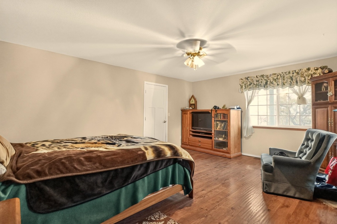 1522 Oak Valley Drive
