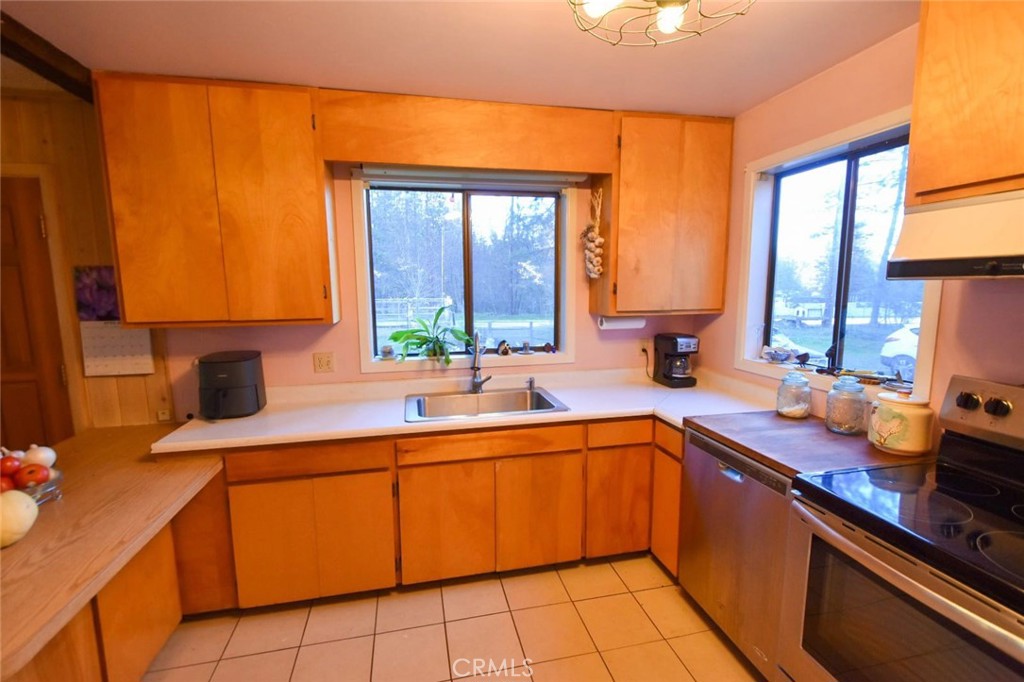 3829 N State Highway 3