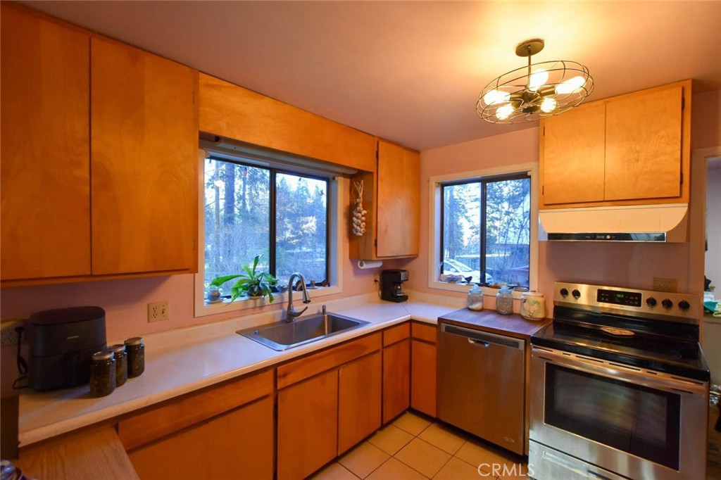 3829 N State Highway 3