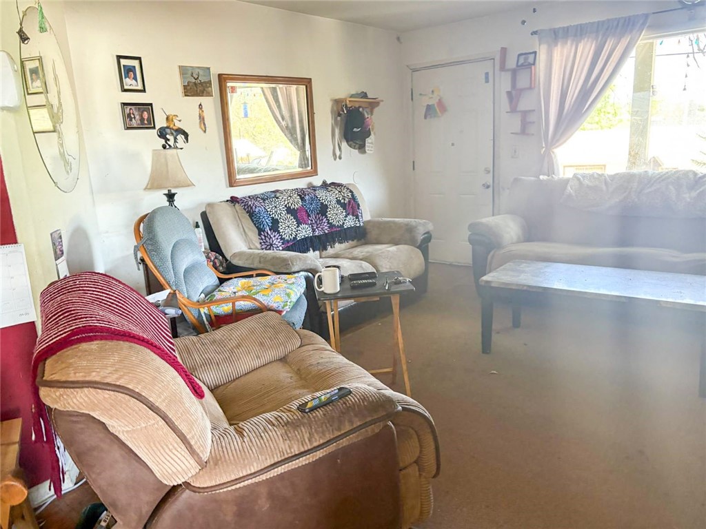 324 Henley Hornbrook rd