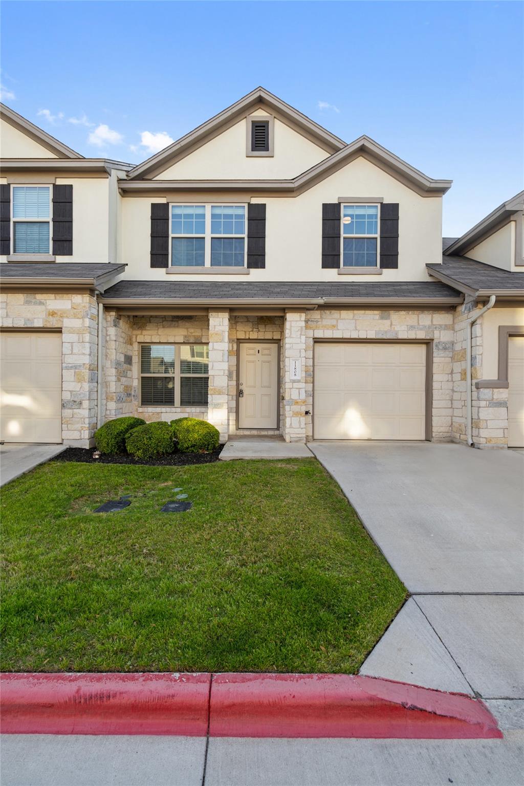 11808 Malamute RD # 2102
