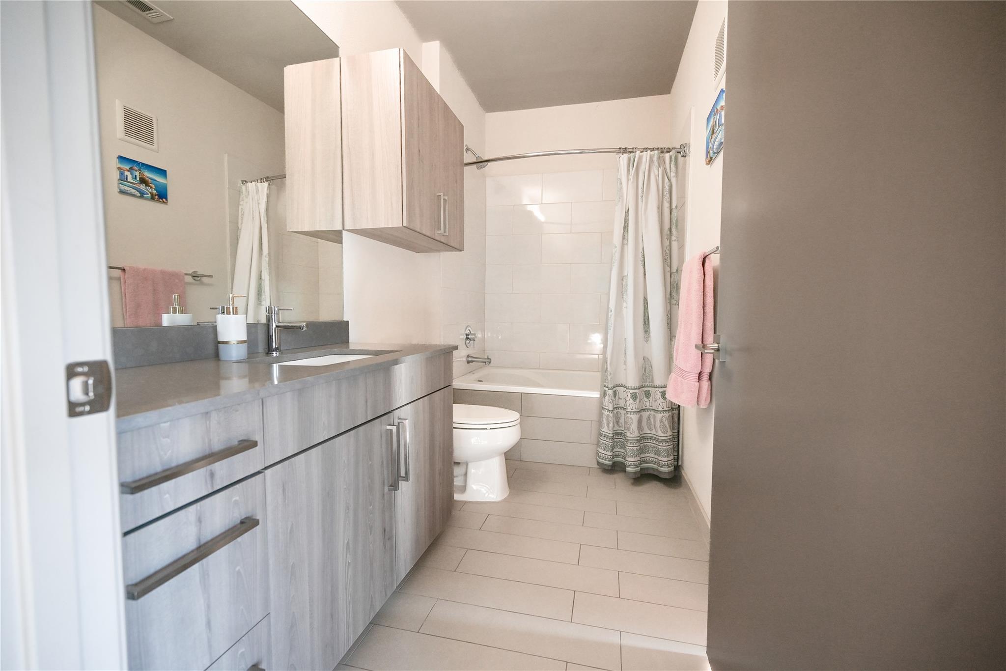 3600 S Lamar BLVD # 200