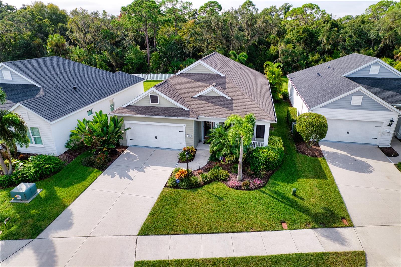 7448 RIDGELAKE CIR