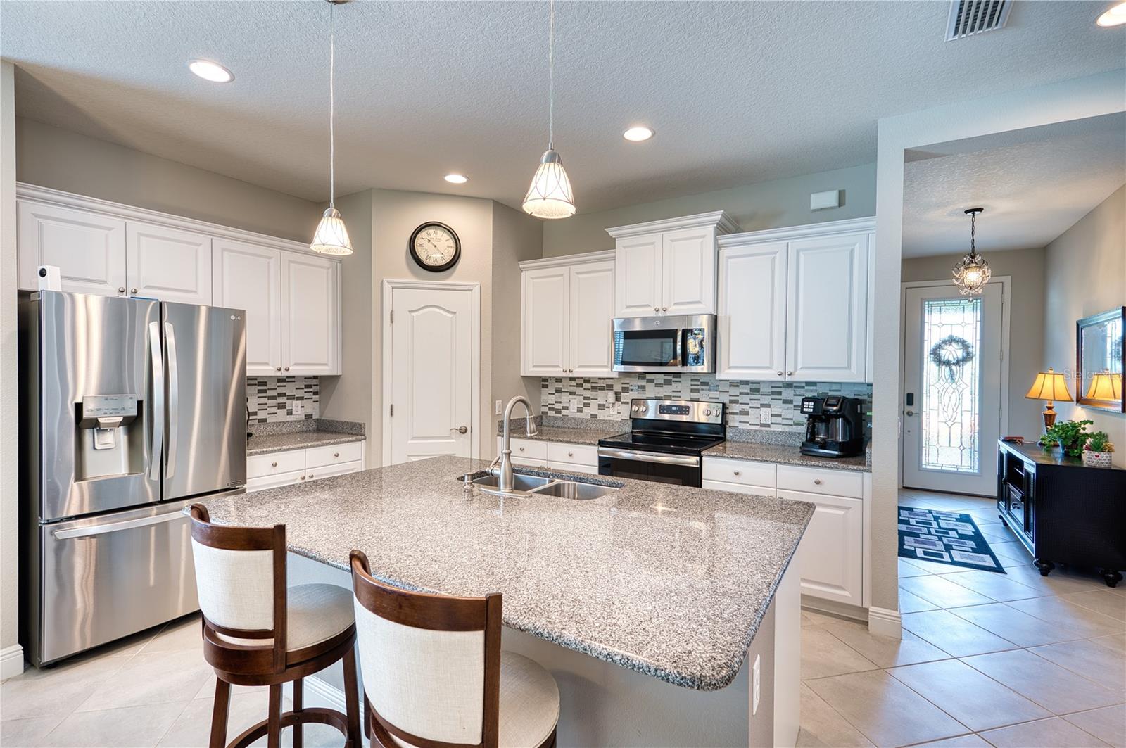 7448 RIDGELAKE CIR