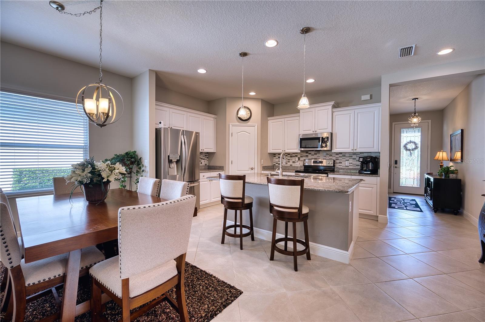 7448 RIDGELAKE CIR