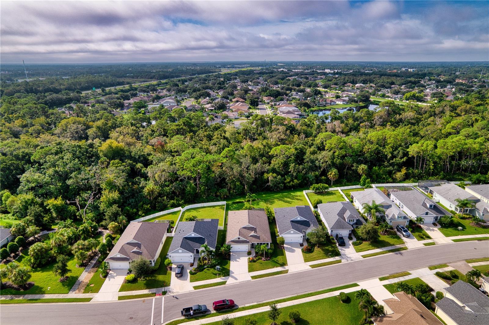 7448 RIDGELAKE CIR