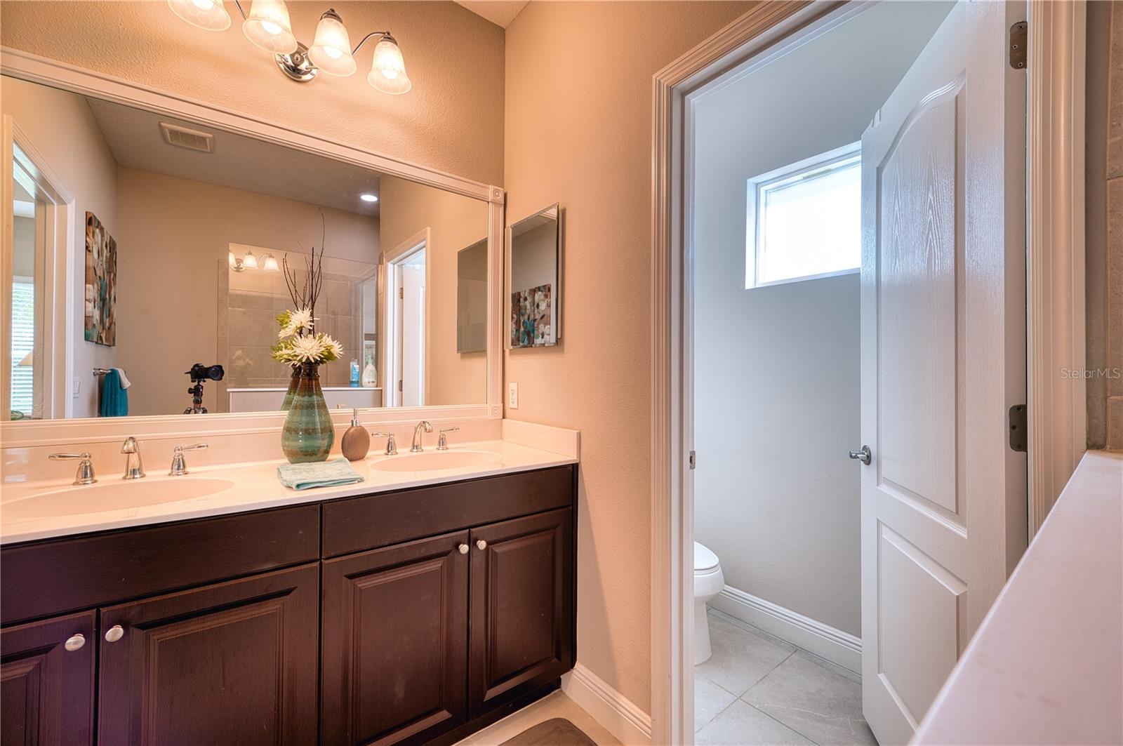 7448 RIDGELAKE CIR