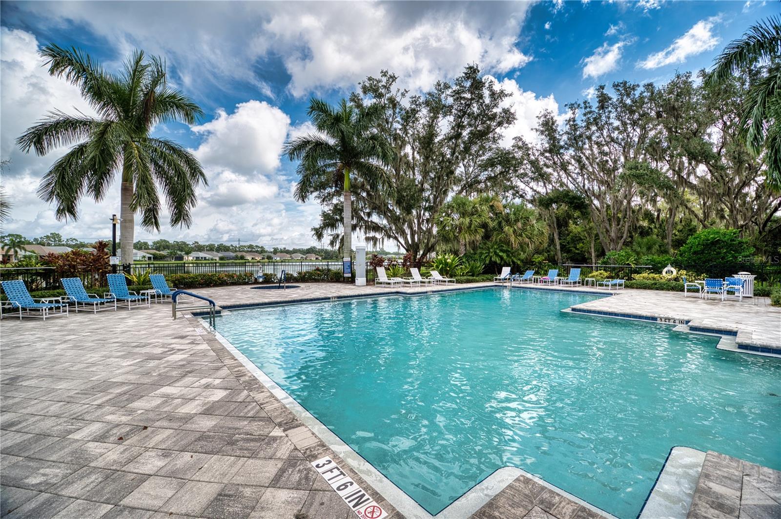 7448 RIDGELAKE CIR