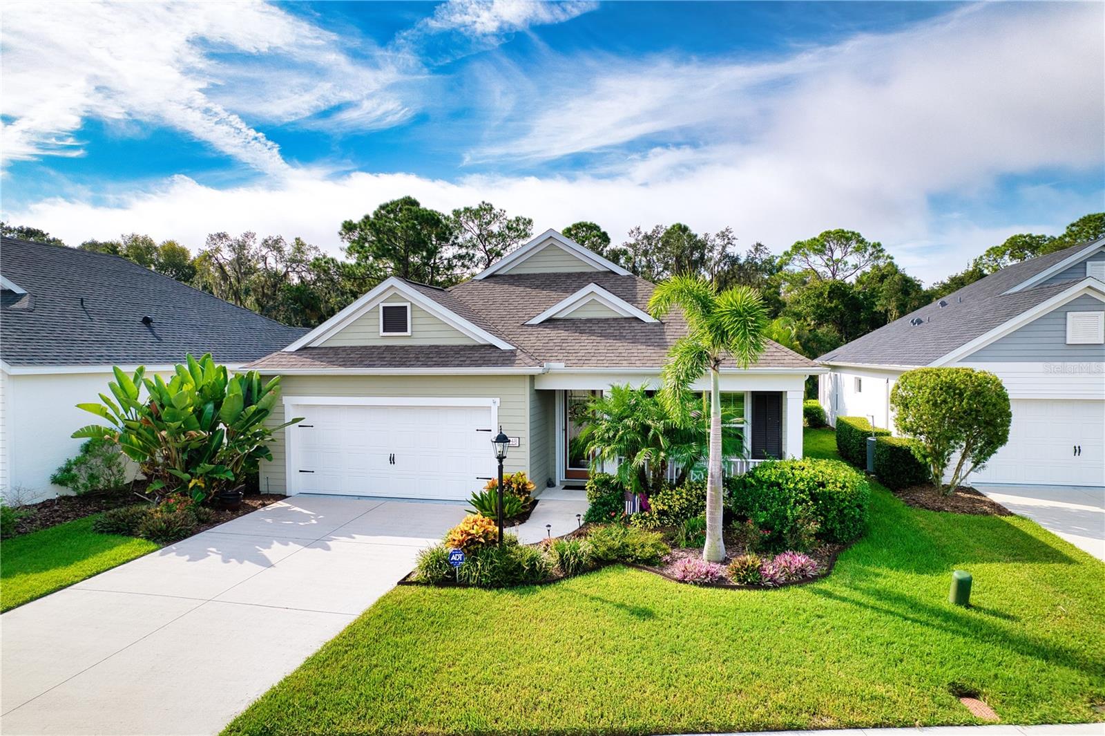 7448 RIDGELAKE CIR