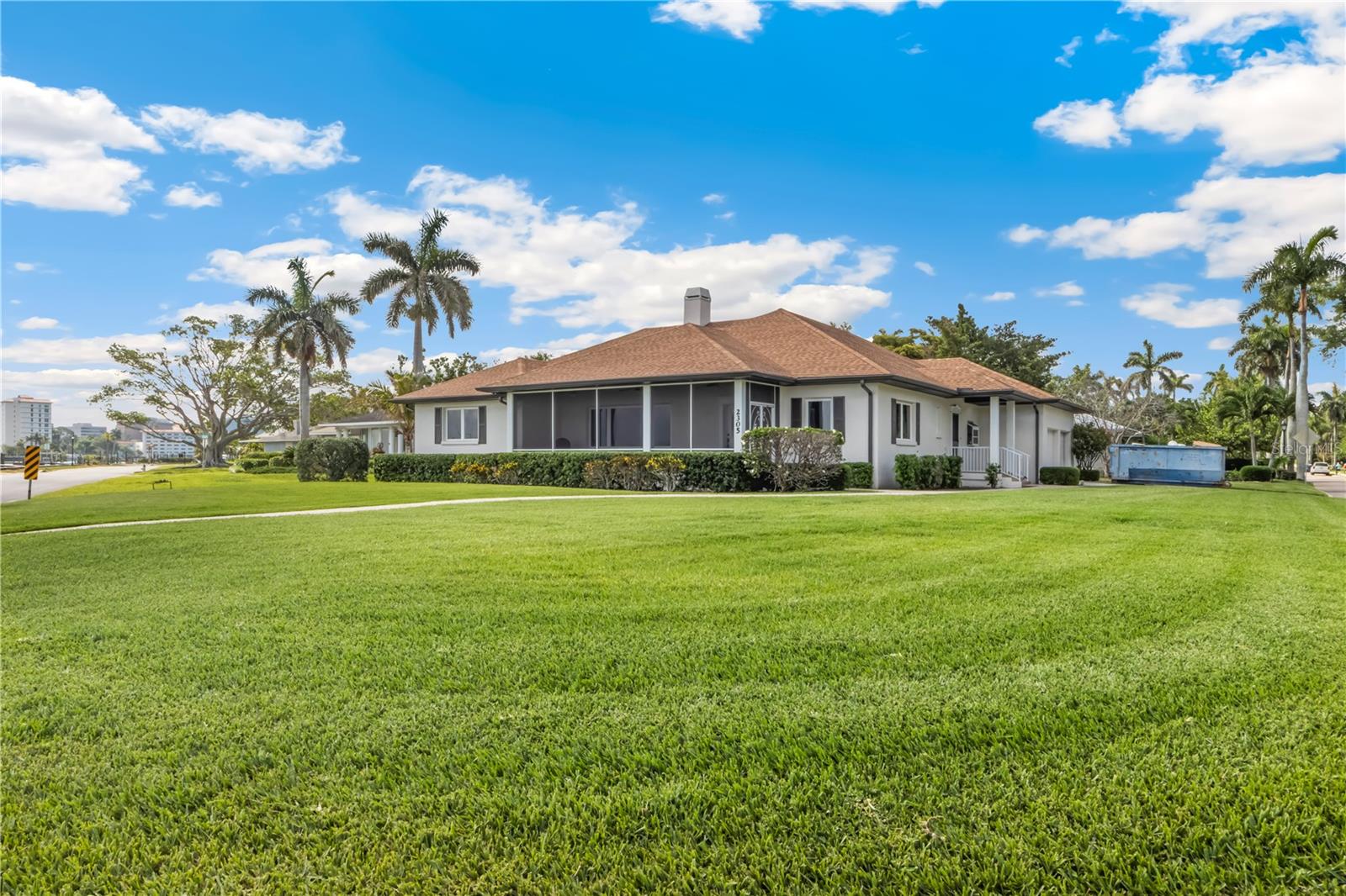 2305 RIVERVIEW BLVD