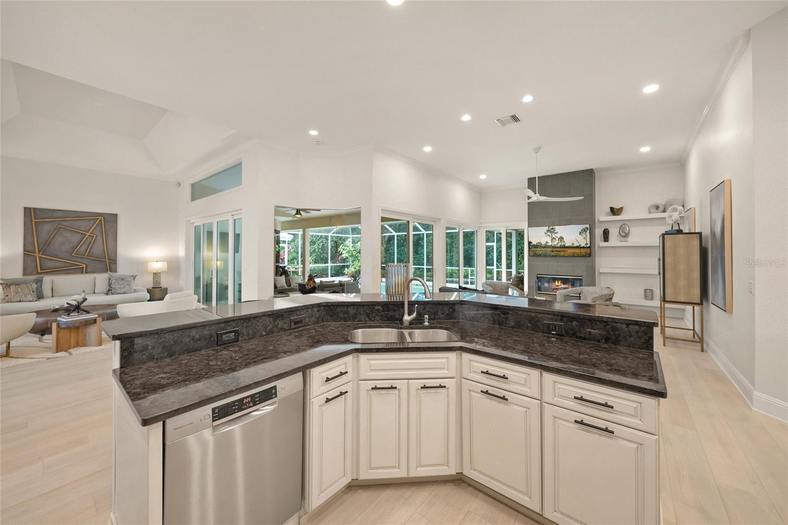 6660 SAINT JAMES XING