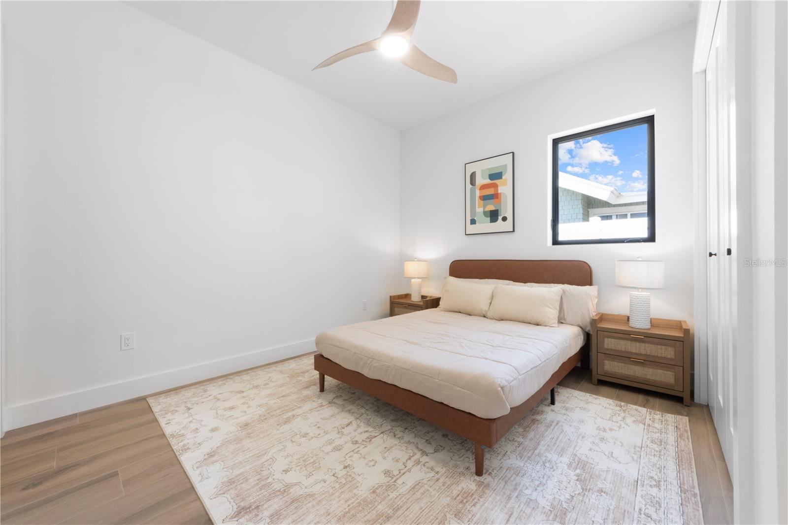 1544 3RD AVE W