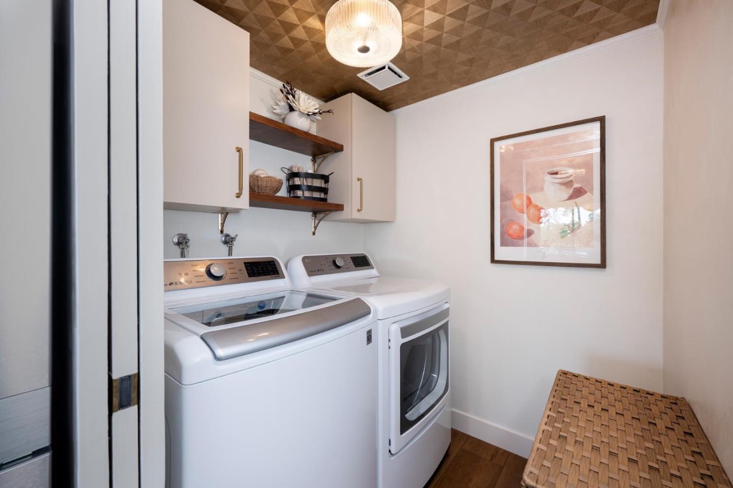 3323 La Mesa Drive 2