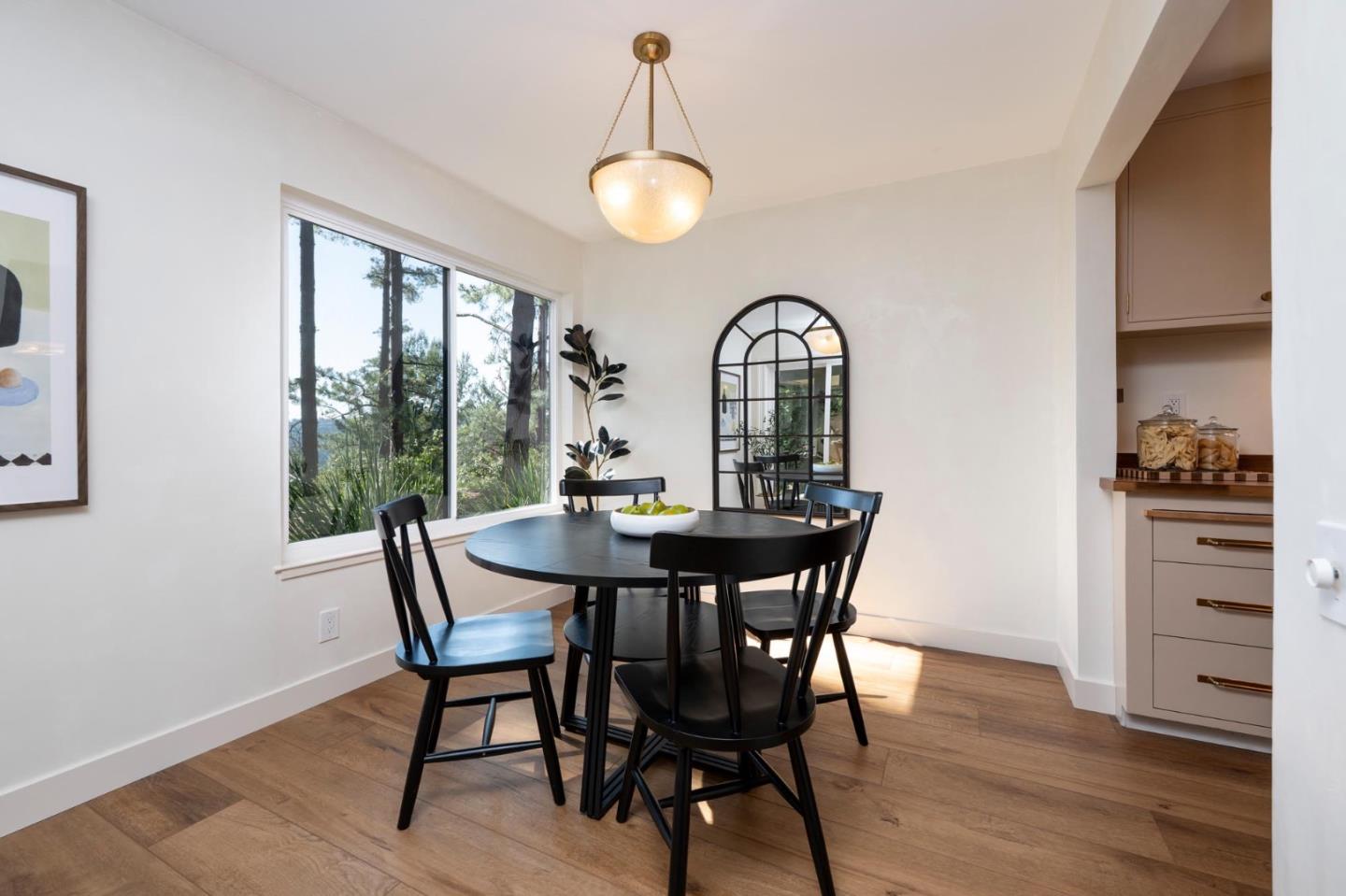 3323 La Mesa Drive 2