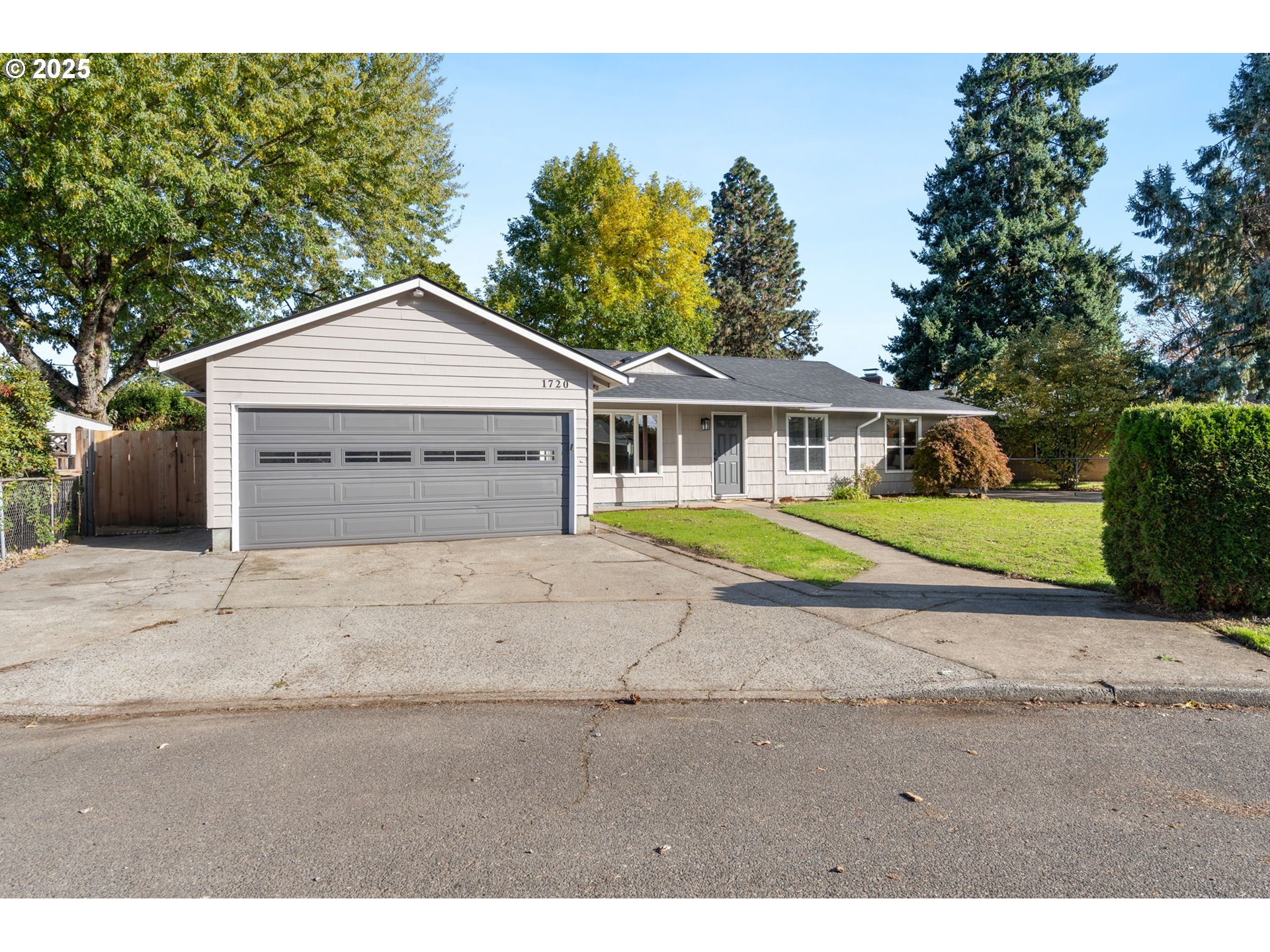1720 SE 157TH AVE, Portland