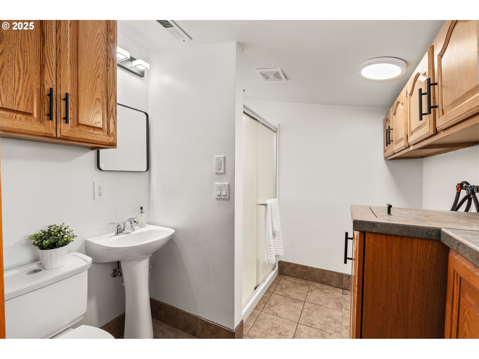 1720 SE 157TH AVE, Portland